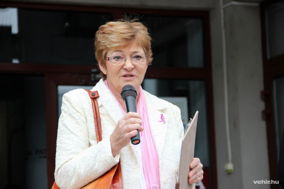 Lángné Janni Margit<br>A galéria megtekintéséhez kattintson a képre