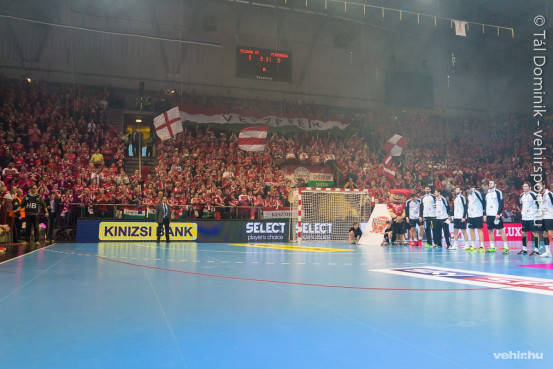 Képgalériánkért kattintson a fotóra!