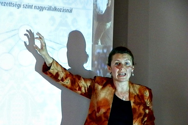 Szabados Zsuzsa