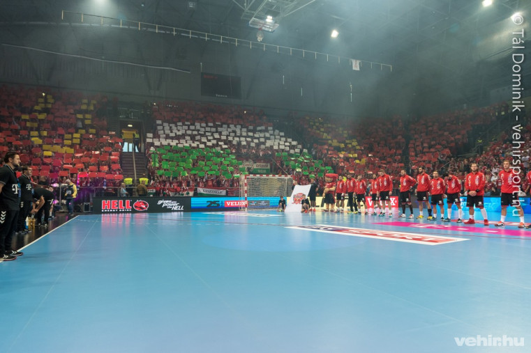 Képgalériánkért kattintson a fotóra!