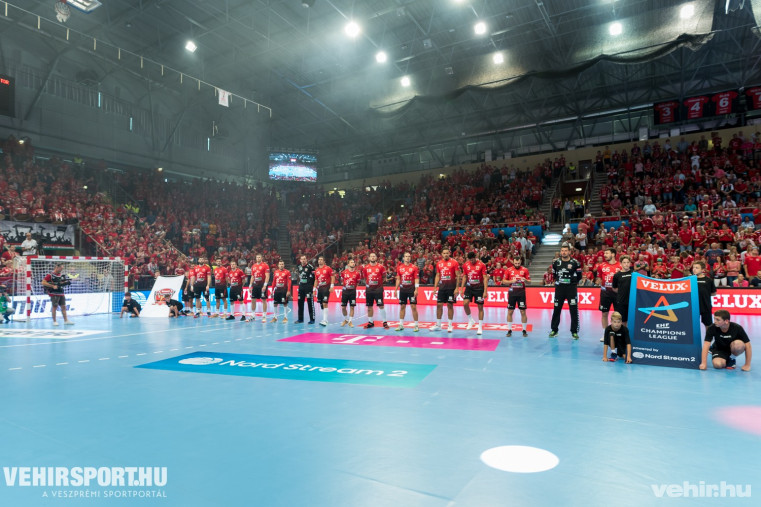 Galériánk megtekintéséhez kattintson a képre!