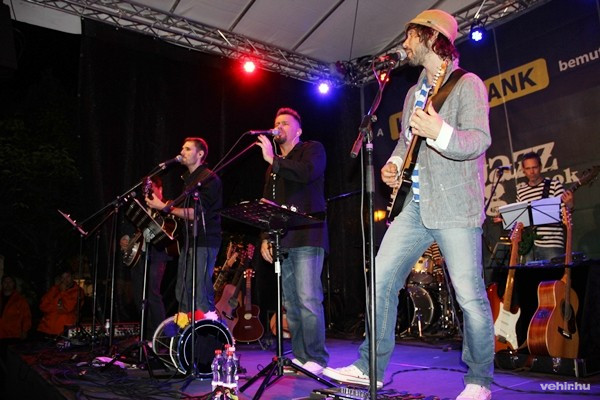 Pierrot zenekarával a Rozé, Rizlin, Jazz napokon