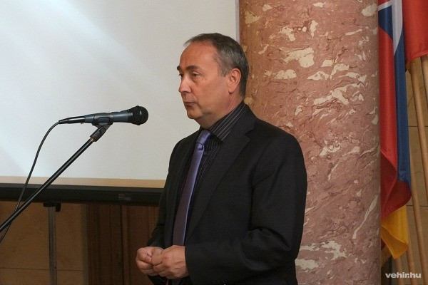 dr. Kovács Zoltán