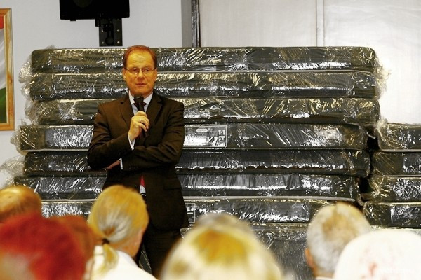 Dr. Navracsics Tibor