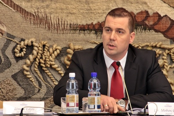 dr. Mohos Gábor
