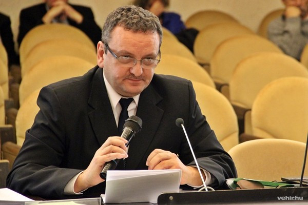 dr. Ipsits Csaba