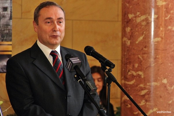 dr. Kovács Zoltán