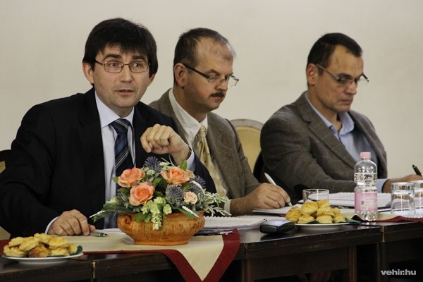 dr. Imre László