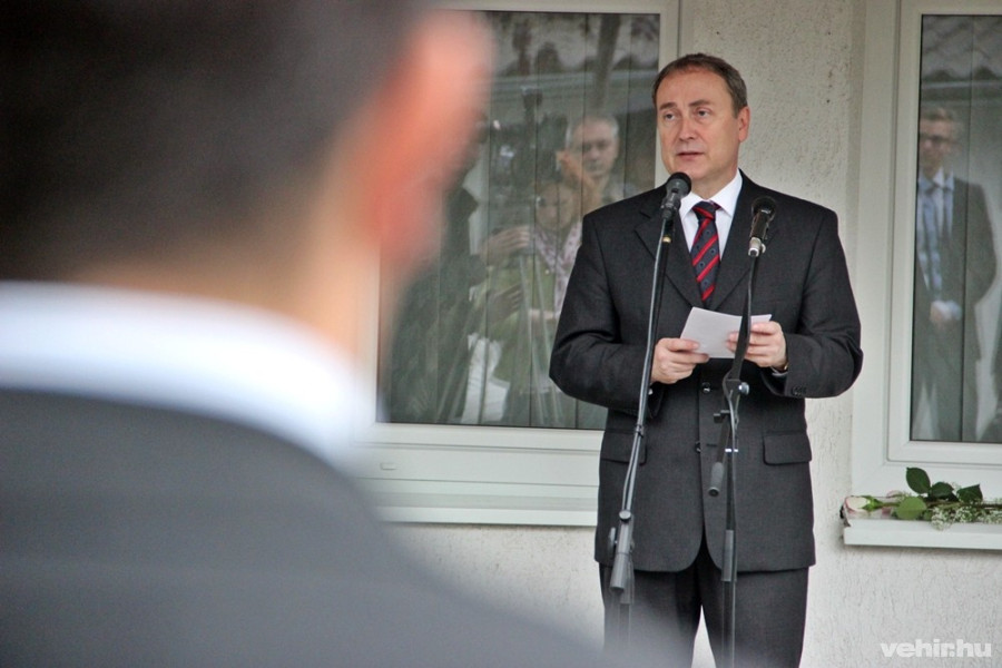 dr. Kovács Zoltán