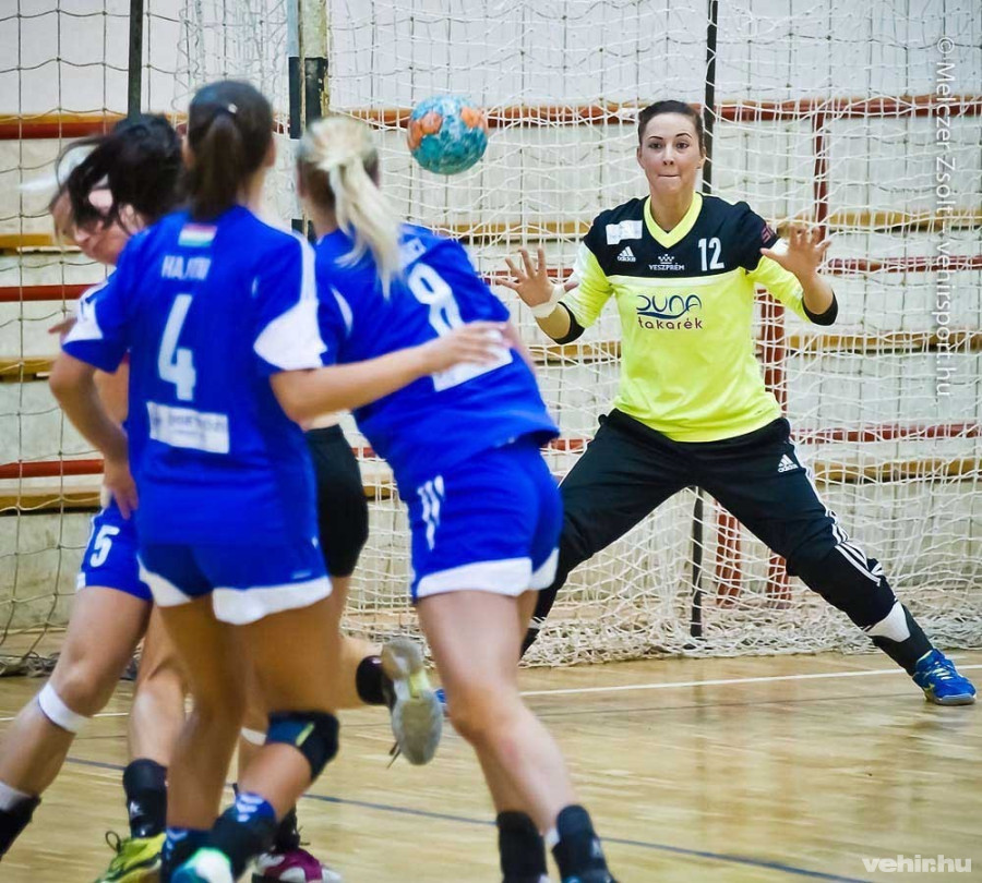 Magabiztos veszprémi siker Egerben (archív fotók)