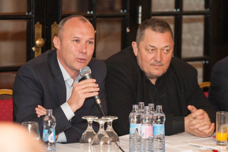 Porga Gyula (b) és Vidnyánszky Attila (j)