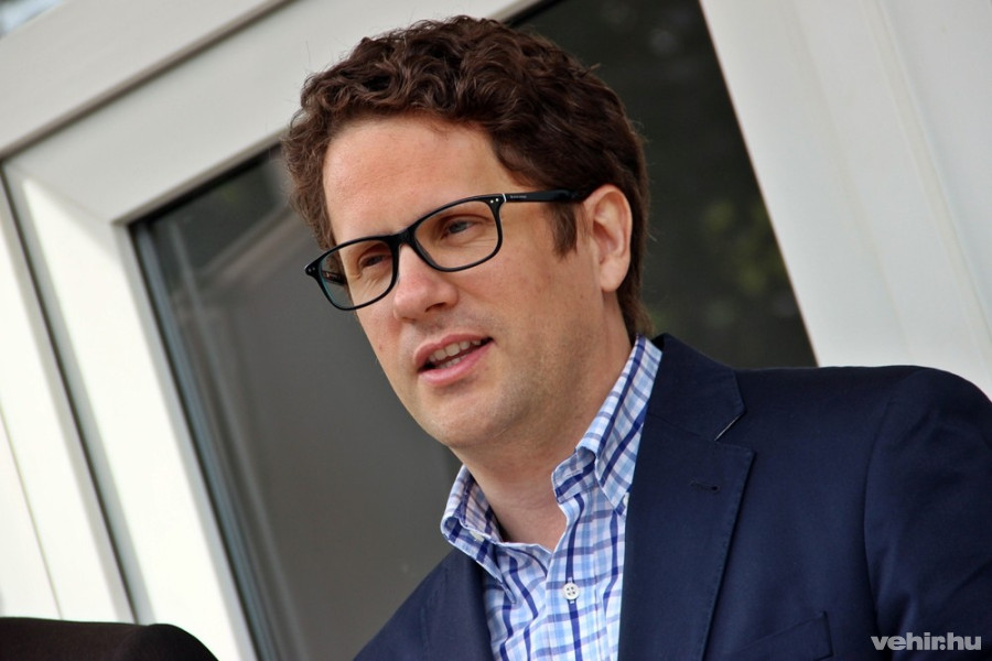 dr. Temesvári Balázs