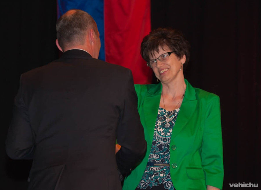 Dr. Szalainé Tóth Tünde