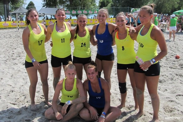 A győztes női csapat