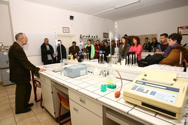 Sok érdeklődőt vonzottak a nyílt napok