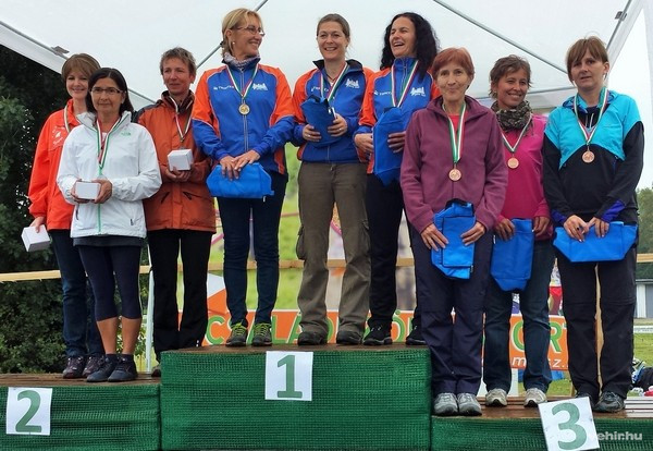 A bronzérmet nyert csapat tagjai (balról jobbra): Wieder Ilona, Lendvai Katalin és Németh Zsoltné. Fotó: Bálint Bence