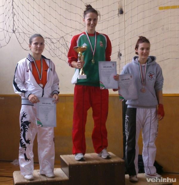 Bécsi Nikolett a dobogó második fokán