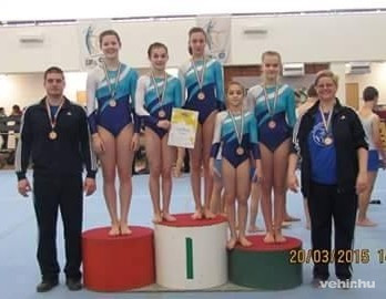 A csapat (balról-jobbra): Menyhárt Tünde, Kupcsik Csenge, Malagurszky Sára, Jónás Alíz, Turcsi Rebeka