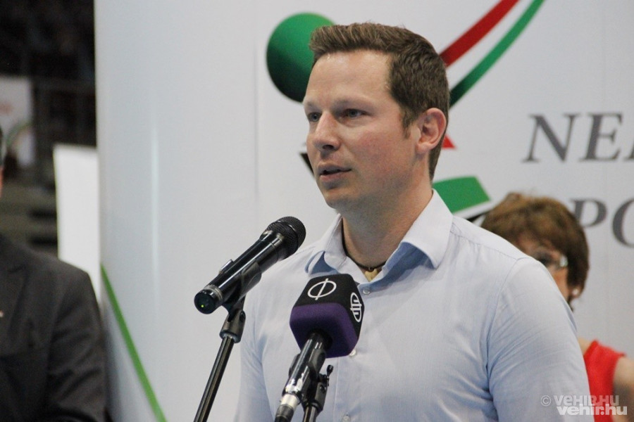 Dr. Zsilinszky László