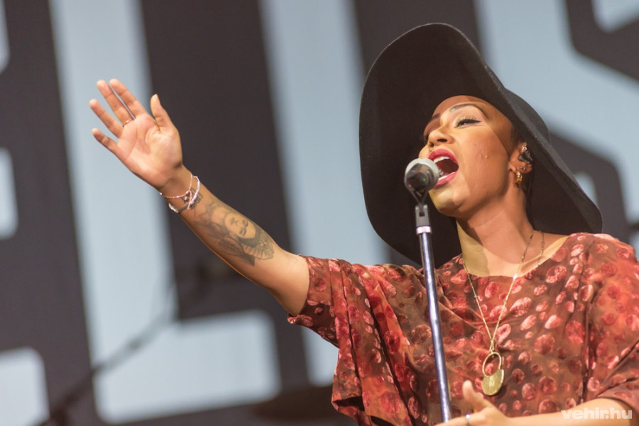 emeli sandé a tavalyi veszprémfesten. idén is hasonló nagy nevek érkeznek.