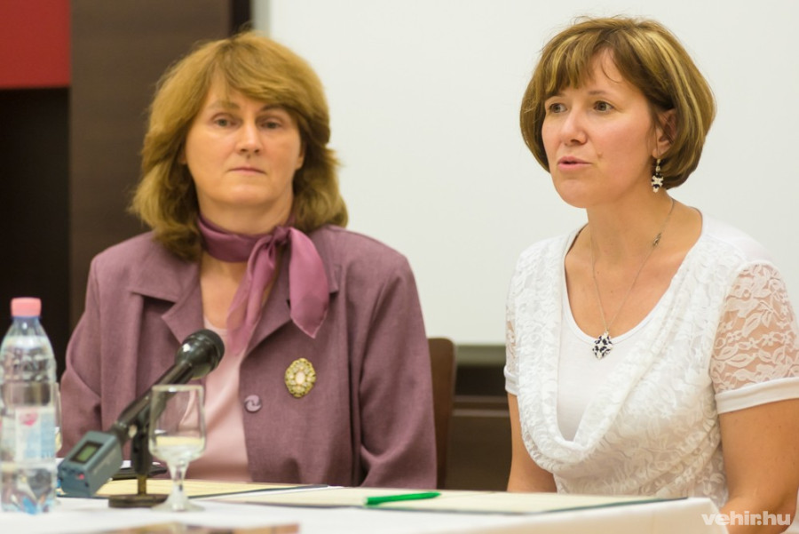 S. dr. Perémi Ágota és Csehné Huszics Márta