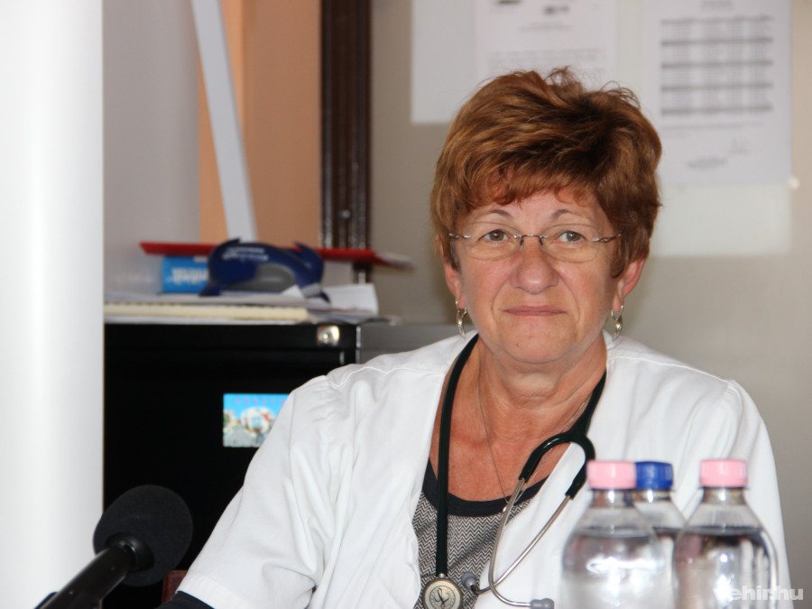 Dr. Szabó Éva