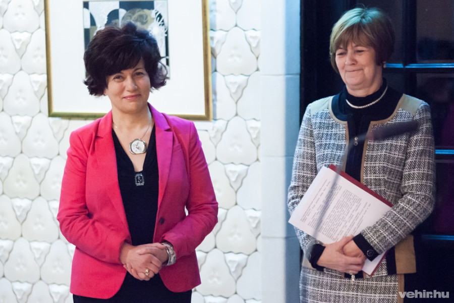 Szászné Hajdú Katalin és Sulákné Hontai Mária