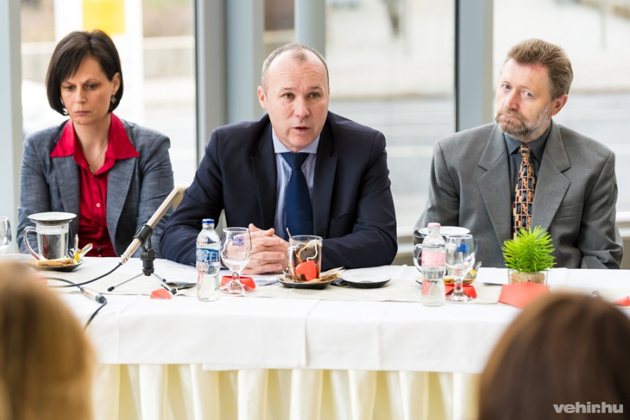 Neveda Amália, Porga Gyula és Bálint Bánk