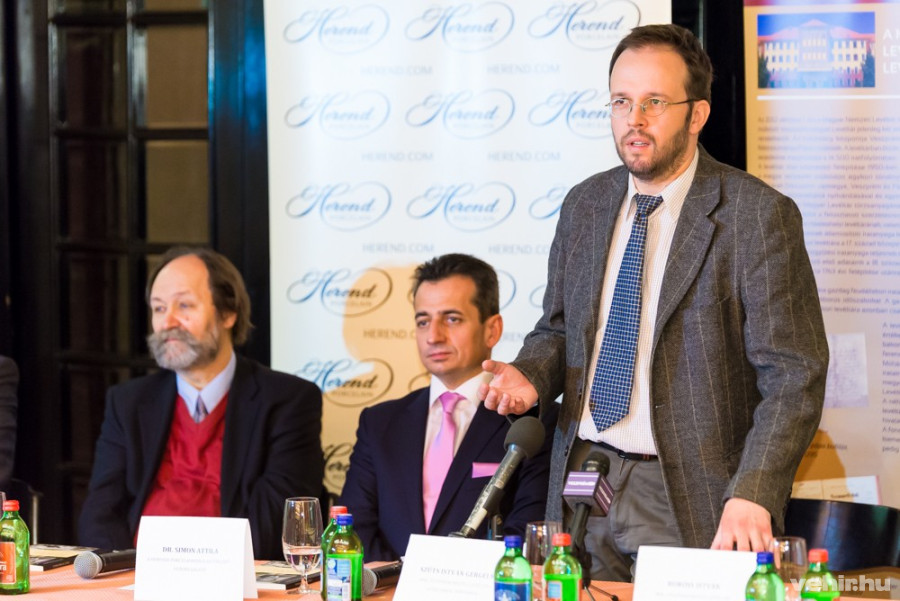 csorba lászló, simon attila és szűts istván gergely a könyvbemutatón