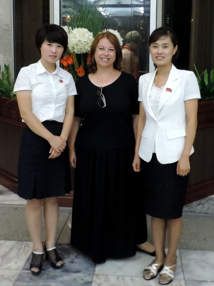 Rátz Tamara kísérőivel