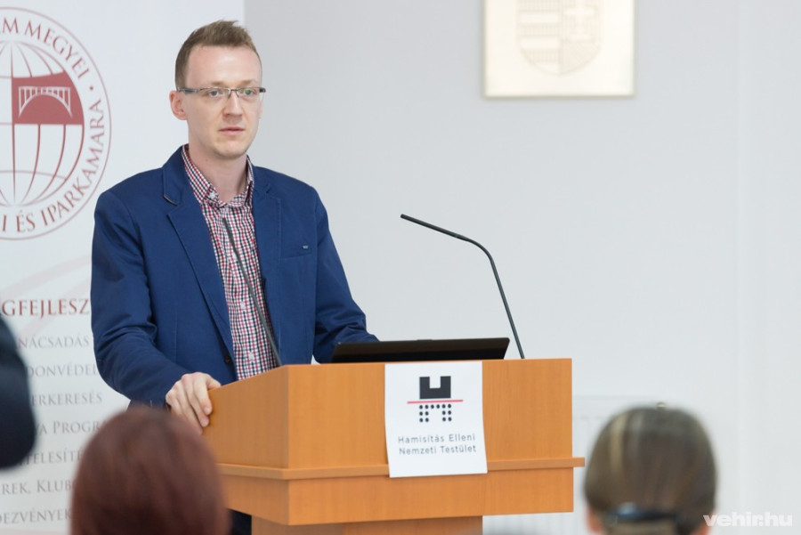 Vass László Ádám