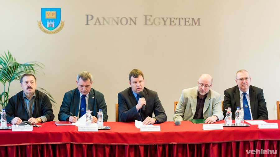 Balról jobbra: Kovács Zoltán, Németh Sándor, Gelencsér András, Horváth Géza, Hartung Ferenc