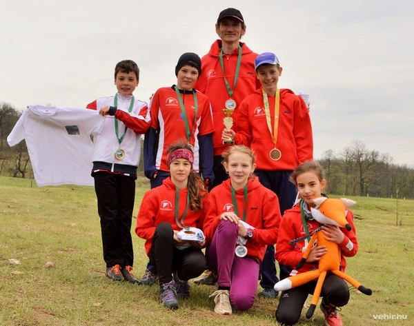 A VHSE dobogósai (hiányzik: Széplaki Erika)