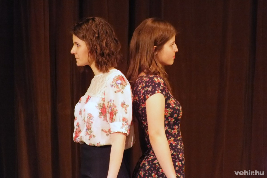 Balatonalmádi Magyar-Angol Tannyelvű Gimnázium