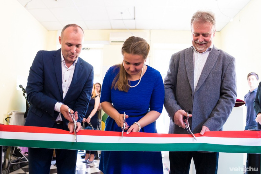 Porga Gyula, Mezei Orsolya Pontyos Tamás