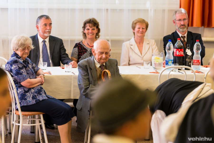 Bal szélen Halmay György