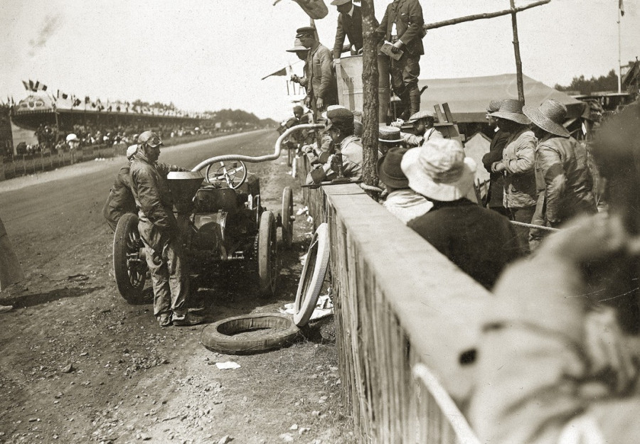 Henry Rougier tankol (Lorraine-Dietrich)