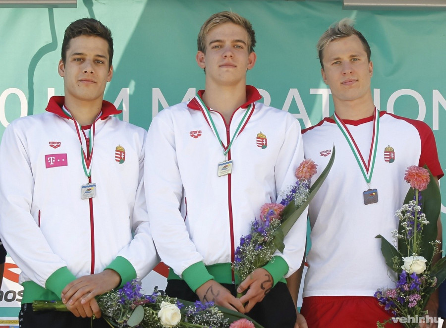 Rákos Patrik (középen) - MTI Fotó: Kovács Anikó