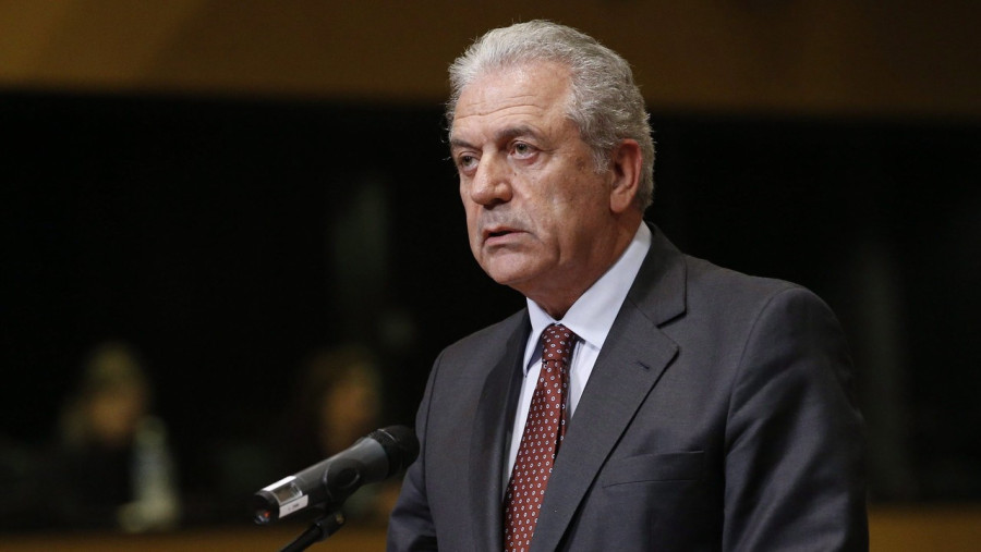 Dimitrisz Avramopulosz (MTI/EPA/Julien Warnand)