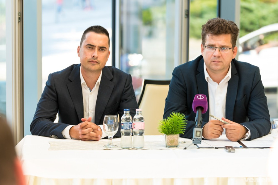 Ovádi Péter a fidesz választókerületi elnöke, és Seszták Miklós fejlesztési miniszter