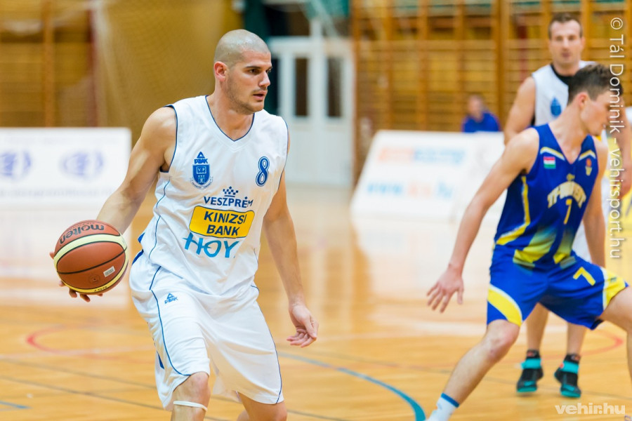 Idei utolsó hazai meccsére készül a Hoya (archív fotó)