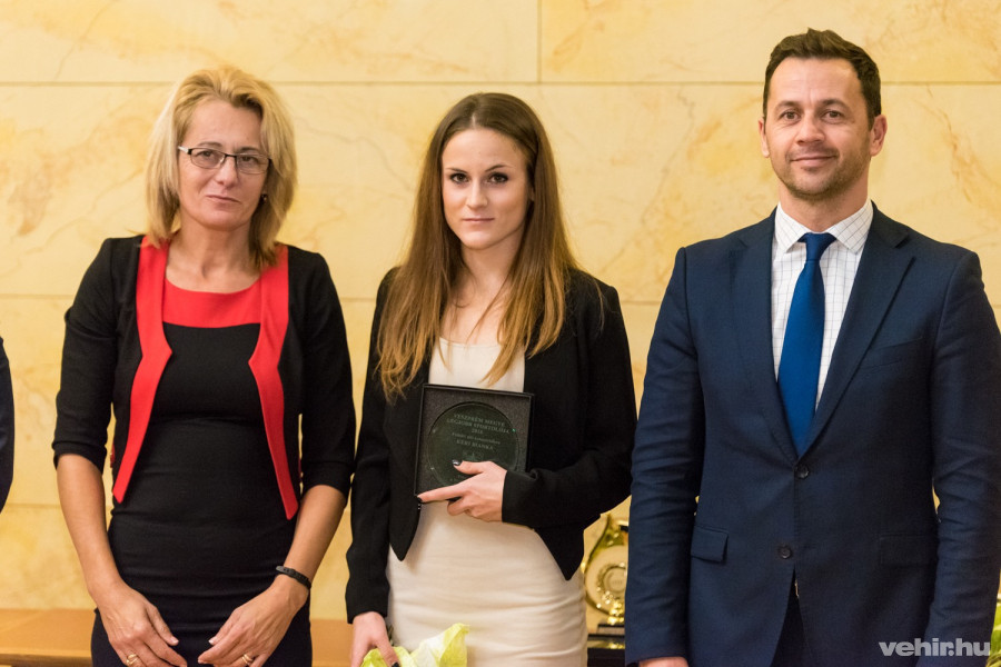 Stupián Anikó (edző), Kéri Bianka és Kozmann György