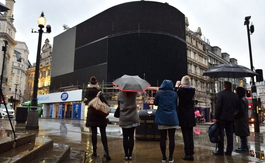 Az új szupermodern fénytábla a tervek szerint ősszel kerülhet a helyére.
