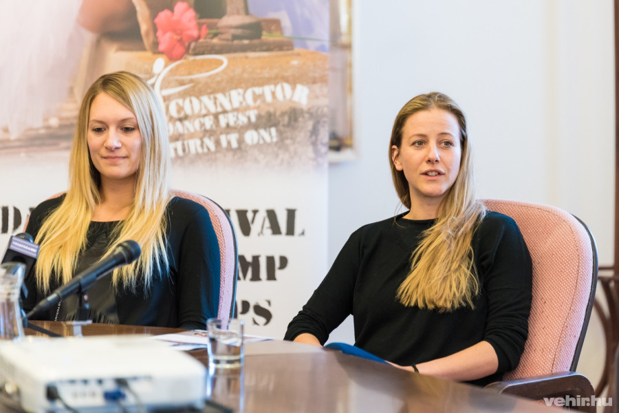 Böhm Nóra, Barbarics Zsófia