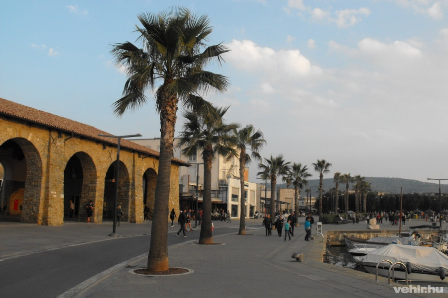 Koper meseszép óvárosában melegítettek a veszprémiek - Fotók: VHSE