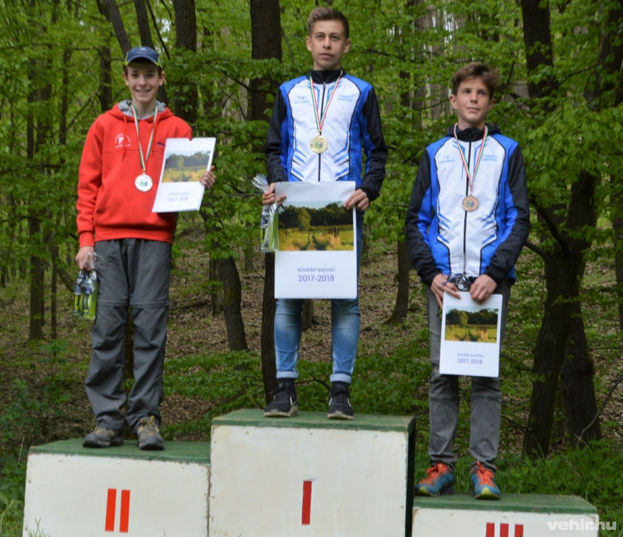 Bálint Benedek (a kép bal oldalán) három érmet is gyűjtött - Fotó: Bálint Bence