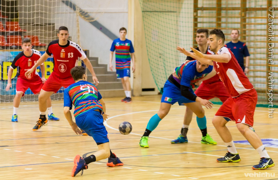 Megyei derbi a másodosztályban (archív fotó)