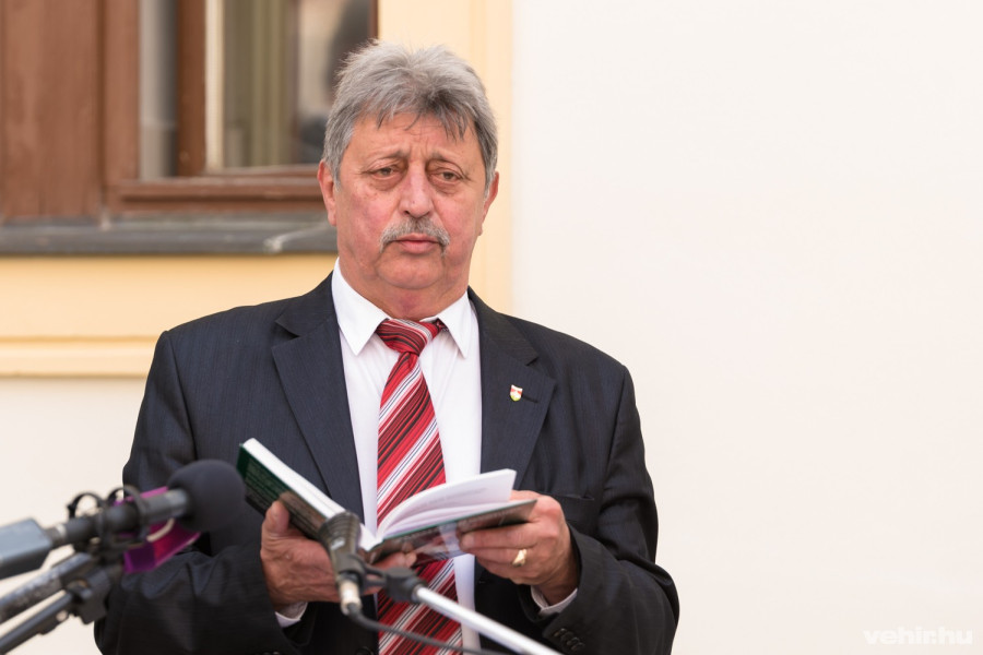 Latorczai János