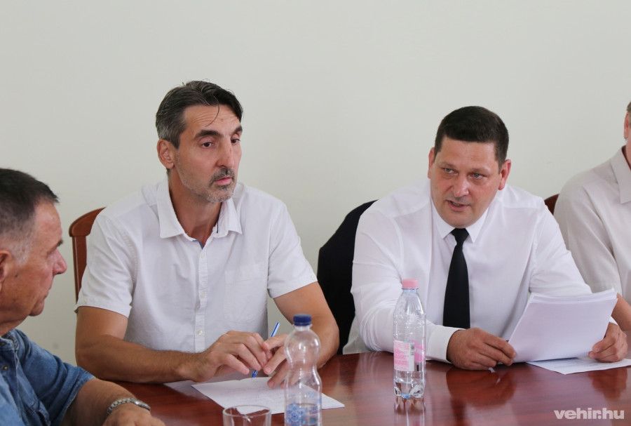 Tahin László, Hebling Ernő