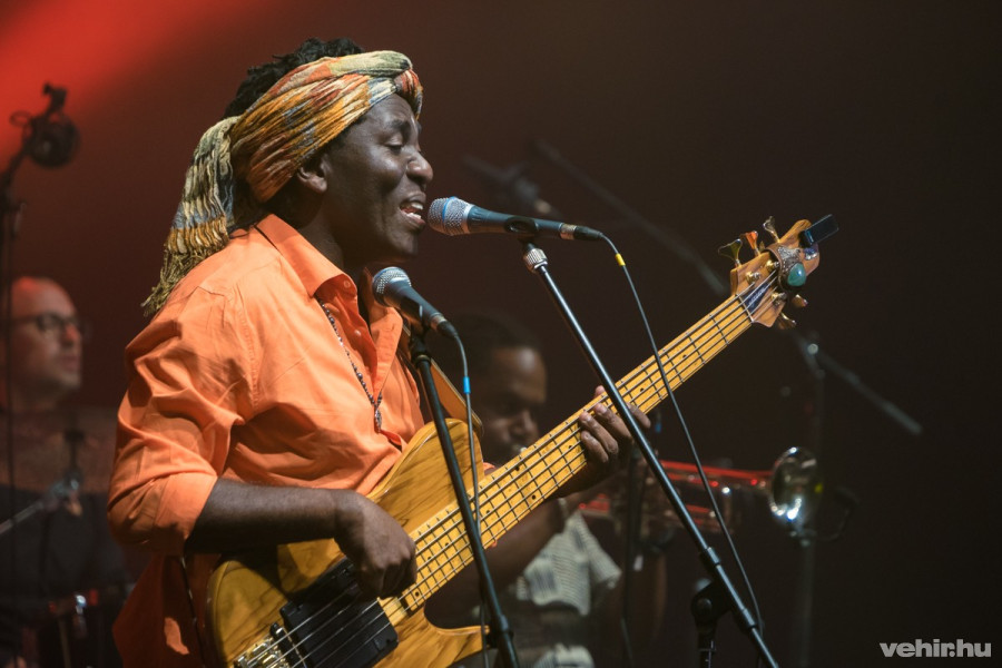 Richard Bona